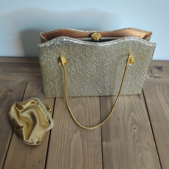 Vintage Gold Metallic Lamé Evening Handbag with Metal Rosette Clasp - Picture 1 of 14